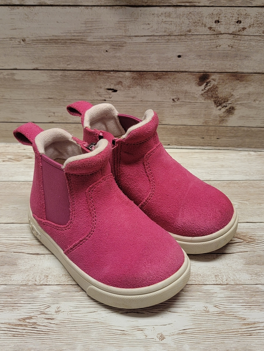 UGG Hamden II Toddler Boots - Pink Suede - Size 6